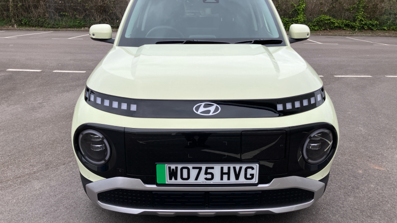 Hyundai INSTER 85kW 02 49kWh 5dr Auto Electric Hatchback